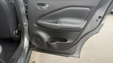 Nissan Juke 1.0 DiG-T 114 N-Connecta 5dr DCT Petrol Hatchback